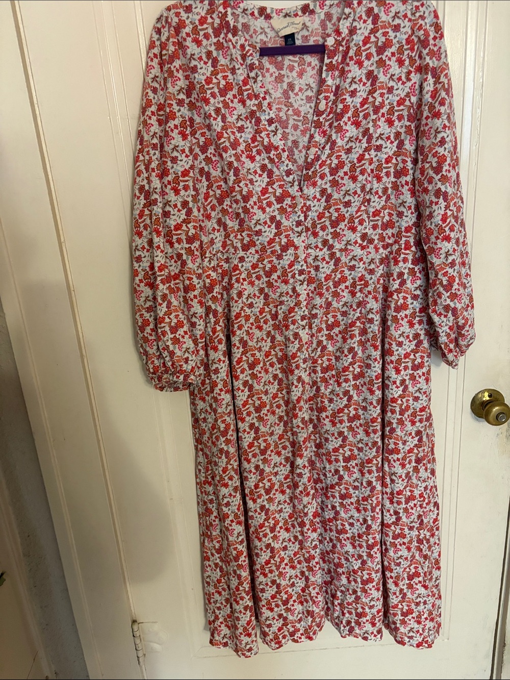 Universal Thread Red and White Floral Midi Dress